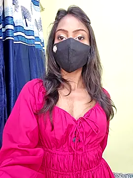 Snapshot of Riya_R24 chatting on 04/28/26, 10:42 Riya R24 online show from 04/28/26, 10:42