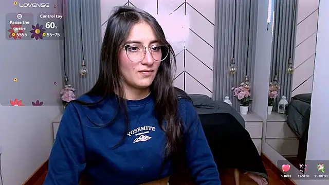 alesiamoore online show from 03/10/26, 04:45