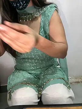 Snapshot of Punjabi_Jaati chatting on 10/05/25, 07:07 Punjabi Jaati online show from 10/05/25, 07:07