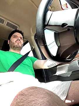 Snapshot of uto857 chatting on 11/16/25, 03:28 uto857 online show from 11/16/25, 03:28