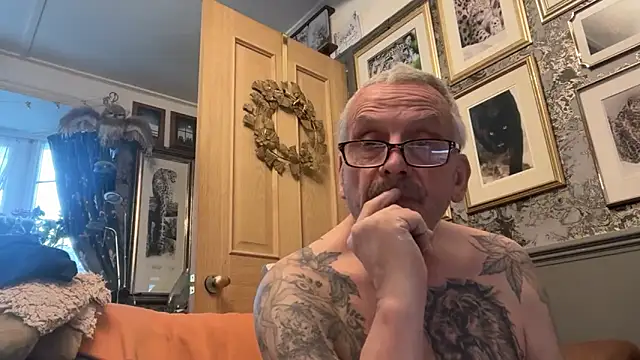 poggles online show from 02/12/26, 03:40