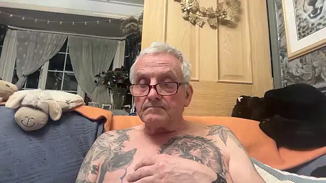 poggles online show from 03/19/26, 09:41