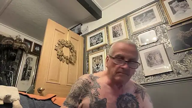 poggles online show from 03/31/26, 07:14