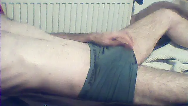 Snapshot of rimbaud77 chatting on 06/13/26, 05:33 rimbaud77 online show from 06/13/26, 05:33