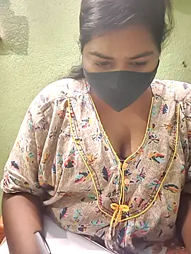 Liyaa 24 online show from 02/01/26, 05:00