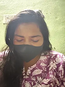 Liyaa 24 online show from 02/15/26, 04:47