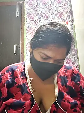 Liyaa 24 online show from 03/30/26, 06:25