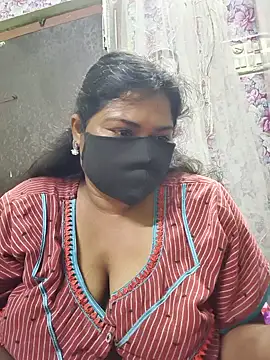 Liyaa 24 online show from 07/20/26, 04:53
