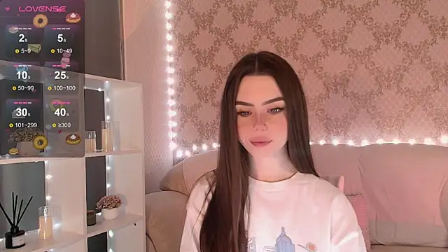 HolyMiax online show from 11/17/25, 03:34