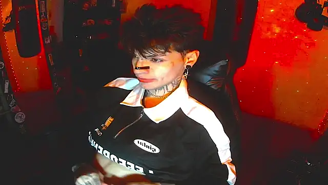 Snapshot of prince_x_dark chatting on 11/22/25, 06:45 prince x dark online show from 11/22/25, 06:45