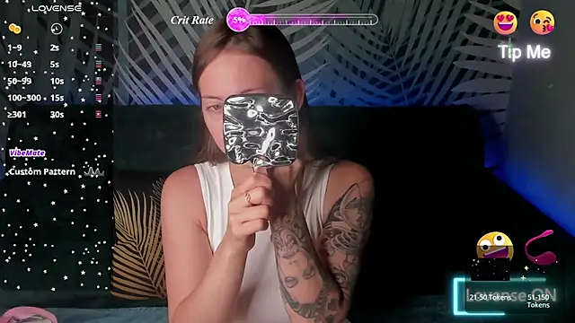 ChristyCrayme online show from 06/25/26, 10:14