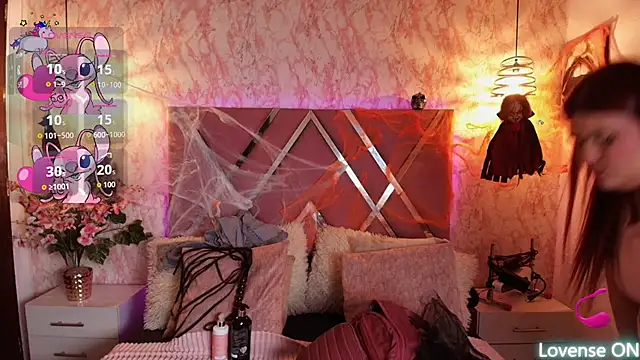 Snapshot of Dolce_pearl chatting on 10/30/25, 02:24 Dolce pearl online show from 10/30/25, 02:24