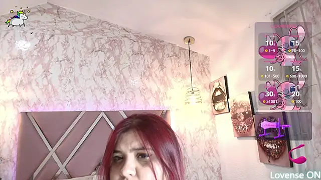 Snapshot of Dolce_pearl chatting on 11/17/25, 02:28 Dolce pearl online show from 11/17/25, 02:28