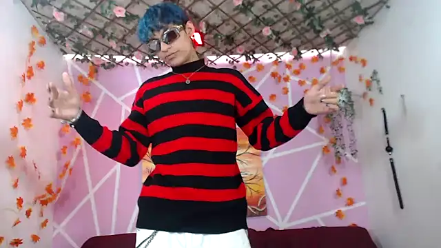 Bastian boyshot77 online show from 10/02/25, 07:54