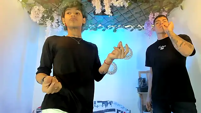 Bastian boyshot77 online show from 10/25/25, 02:56