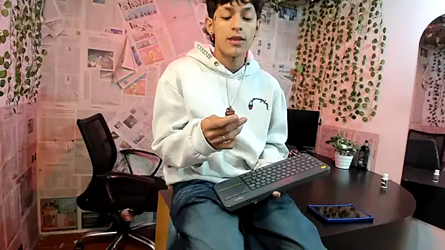 Bastian boyshot77 online show from 07/23/26, 01:20