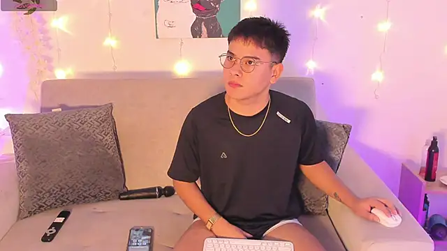 Young Ben online show from 04/26/26, 01:14