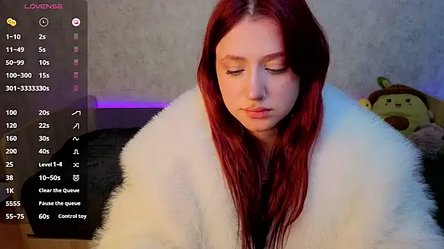 Mini Lady1 online show from 10/30/25, 07:10