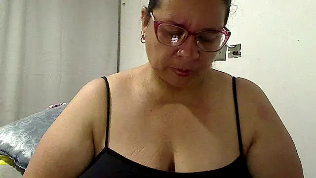 luciana69hot online show from 06/03/26, 11:21