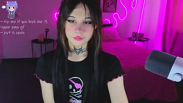 Snapshot of your_little_eva chatting on 03/06/26, 03:19 your little eva online show from 03/06/26, 03:19