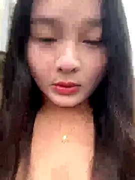 Snapshot of chenyu0308 chatting on 09/21/25, 07:54 chenyu0308 online show from 09/21/25, 07:54