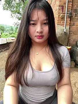 Snapshot of chenyu0308 chatting on 09/22/25, 05:42 chenyu0308 online show from 09/22/25, 05:42