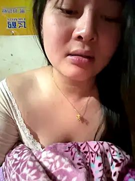 Snapshot of chenyu0308 chatting on 10/14/25, 05:14 chenyu0308 online show from 10/14/25, 05:14