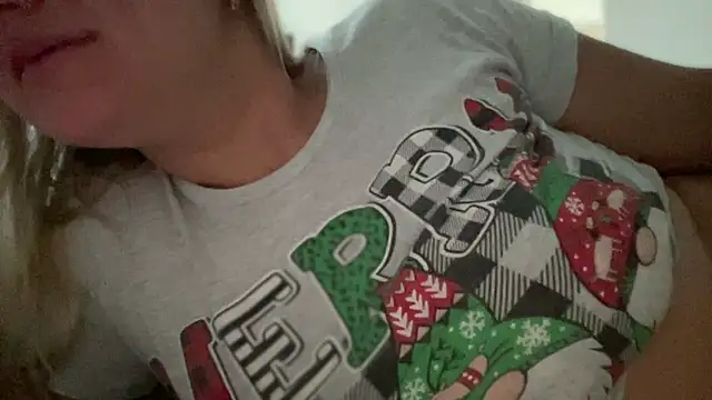 MonicaSweett online show from 09/28/25, 11:26