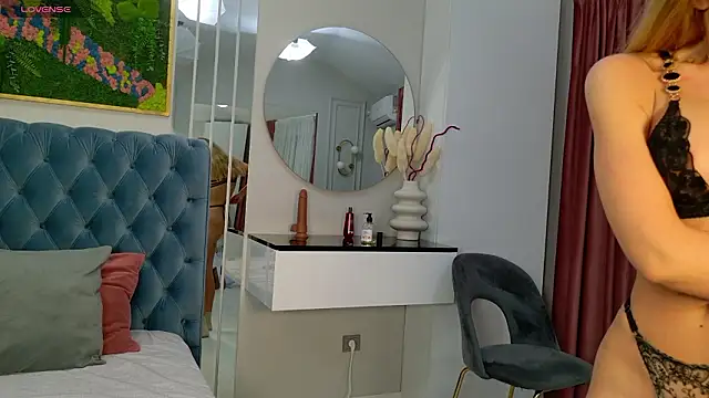 Snapshot of SiennaPierce chatting on 01/16/26, 05:11 SiennaPierce online show from 01/16/26, 05:11