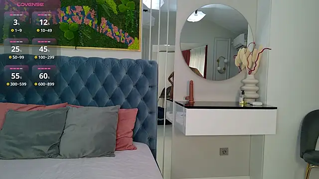 SiennaPierce online show from 04/13/26, 11:16