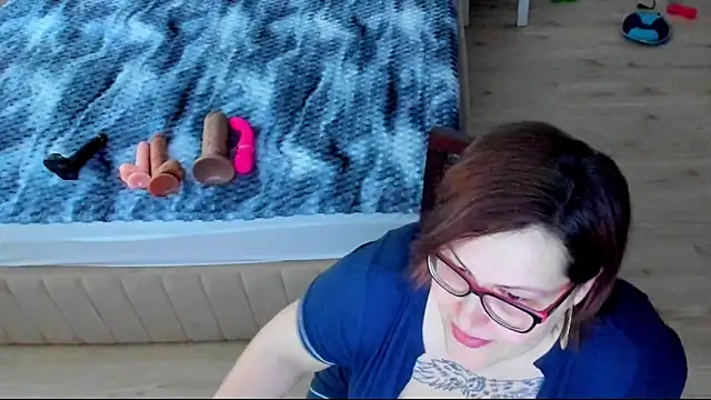 Snapshot of Squirt_Kimm chatting on 05/07/26, 03:17 Squirt Kimm online show from 05/07/26, 03:17