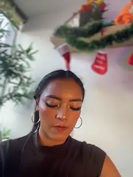 im-isabella online show from 12/03/25, 09:57