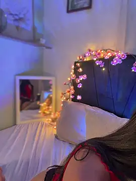 im-isabella online show from 05/16/26, 12:07