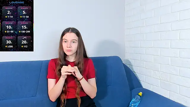 Snapshot of LucettaAdy chatting on 11/08/25, 06:40 LucettaAdy online show from 11/08/25, 06:40