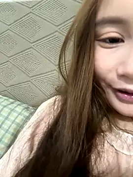 uulove521 online show from 10/08/25, 06:05