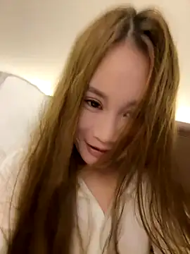 uulove521 online show from 12/18/25, 06:03