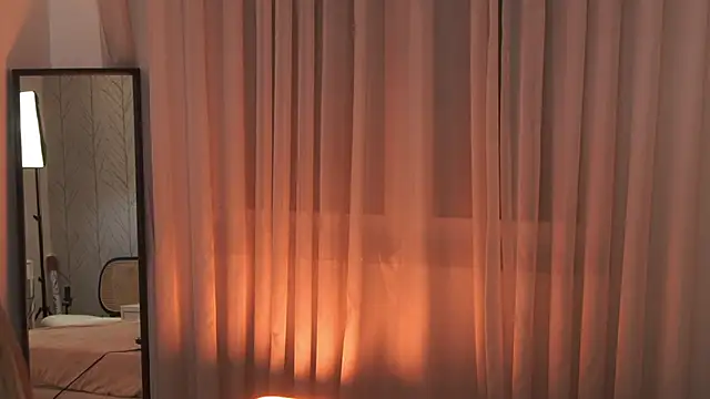 LiaGotti online show from 10/25/25, 07:19