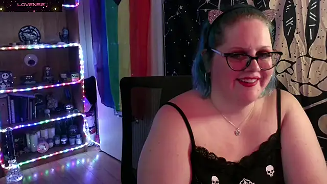 Snapshot of Kinky_Witch chatting on 11/03/25, 08:21 Kinky Witch online show from 11/03/25, 08:21