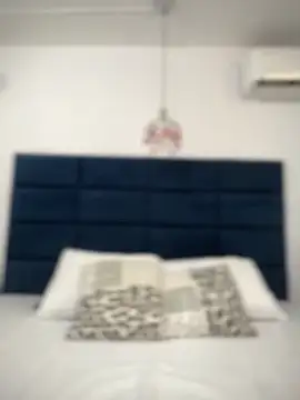 Alexia 24 online show from 12/19/25, 06:48