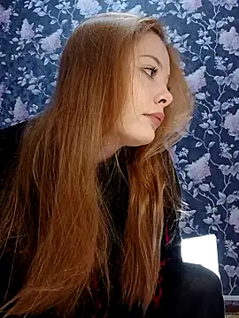 Snapshot of Dari_Toy_ chatting on 12/02/25, 11:04 Dari Toy online show from 12/02/25, 11:04