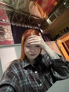 Snapshot of Dari_Toy_ chatting on 06/16/26, 01:30 Dari Toy online show from 06/16/26, 01:30