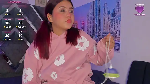 lizzylizzy4 online show from 10/31/25, 04:02