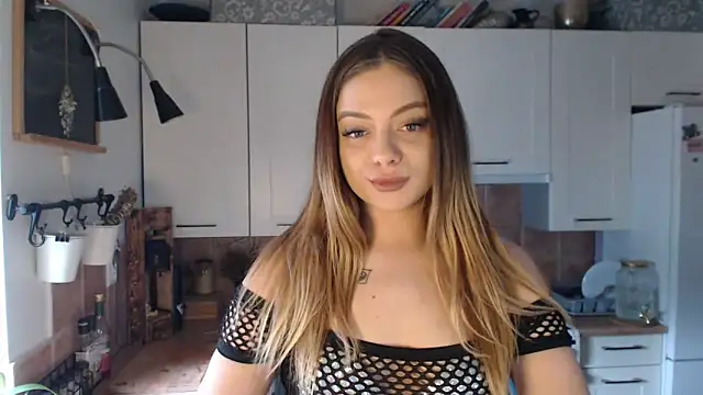 Snapshot of BuffyxLUST chatting on 04/08/26, 02:17 BuffyxLUST online show from 04/08/26, 02:17