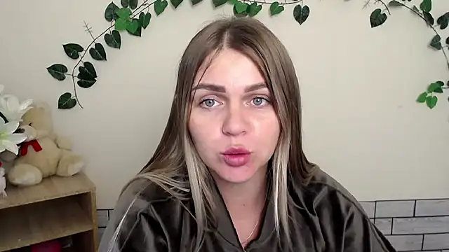 Magic Katarina  online show from 10/03/25, 09:06