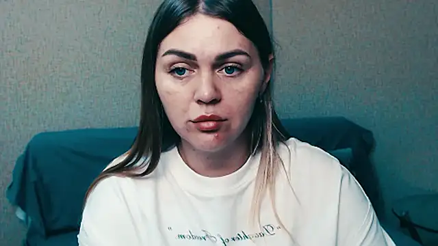 Magic Katarina  online show from 10/25/25, 10:12