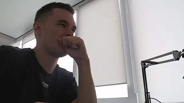 FreddyBredi online show from 10/06/25, 07:06