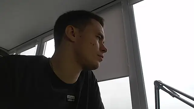 FreddyBredi online show from 11/09/25, 08:23