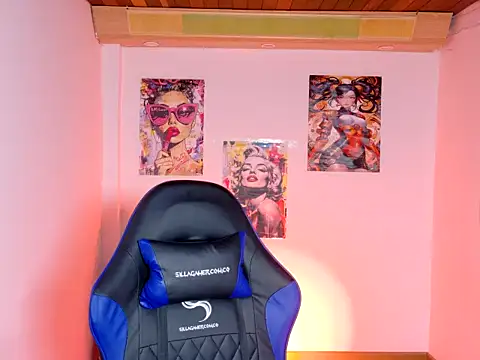 DOBLEWYOSK69G online show from 02/09/26, 12:42