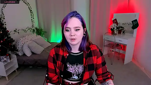 lunaalli online show from 12/16/25, 09:20