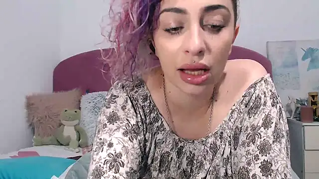 Snapshot of AAARUNY chatting on 11/01/25, 11:34 AAARUNY online show from 11/01/25, 11:34